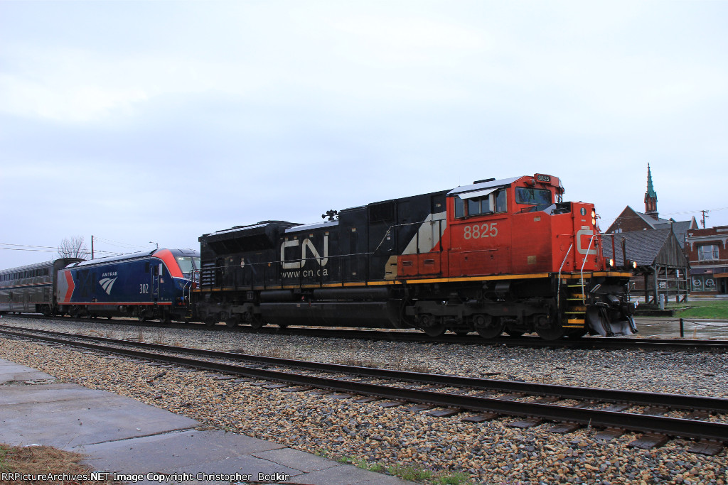 CN 8825